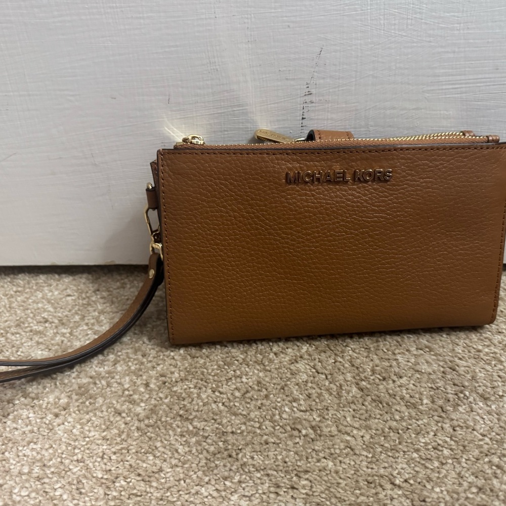 Michael Kors Clutch
